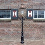 E38. Plantdeco + support d'échelle volute + lanterne cuivre rond 70. 208 cm