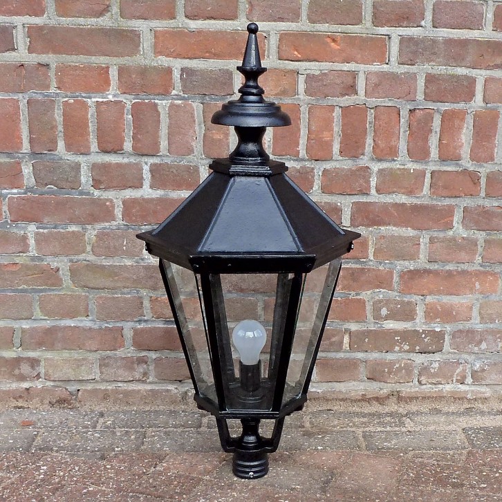 E206. Lanterne en fonte hexagonal grand. 75 cm