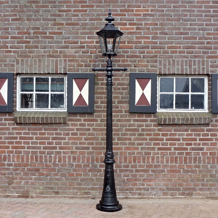 E81. Rotterdam + support d'échelle droit + lanterne hexagonal grand. 261 cm